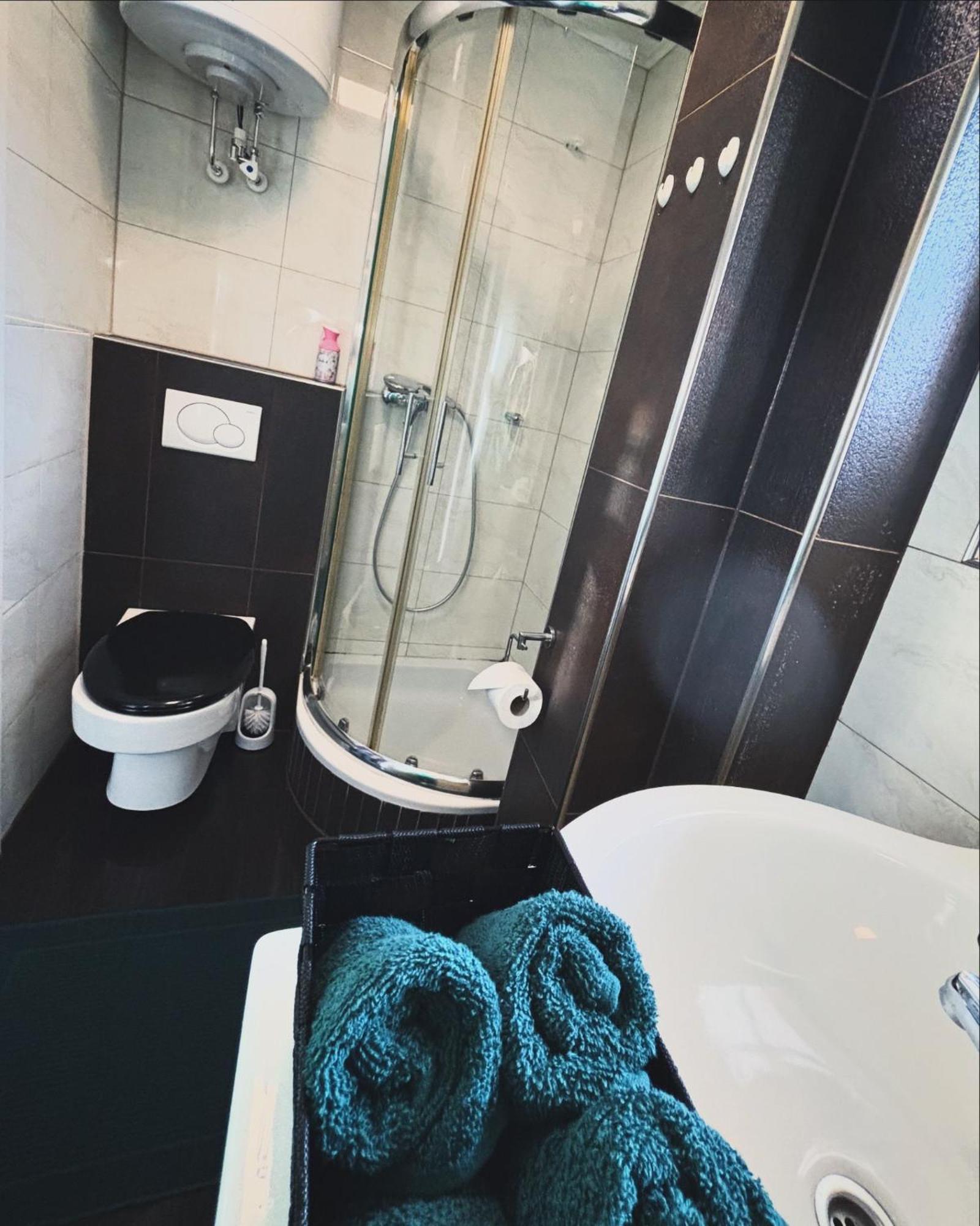 R&S Apartment กราซ ภายนอก รูปภาพ